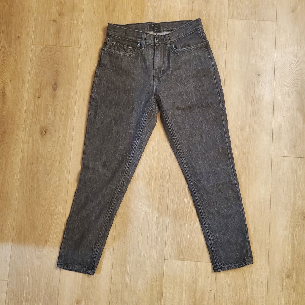 SOLD Banana Republic Factory Men's Dark Gray Slim Straight Jeans